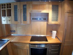 Kitchen- click for photo gallery